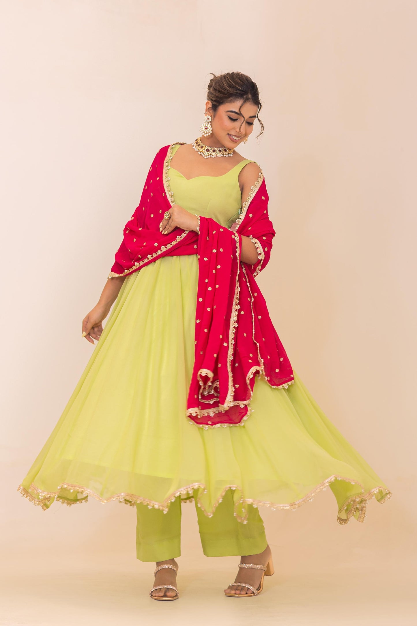 Kanika suit set