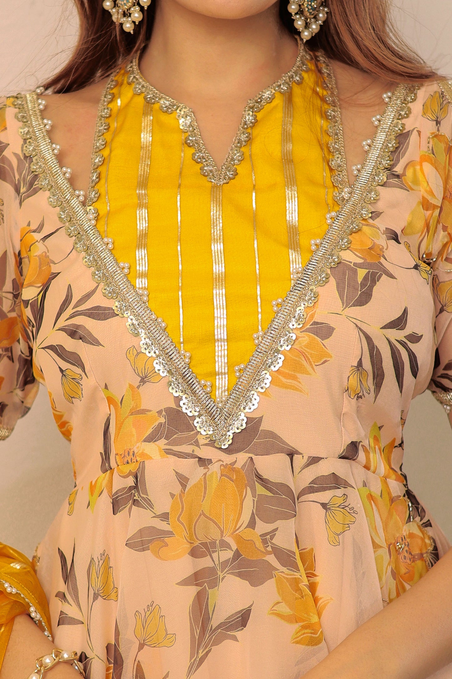 Vedika Embroidered Suit Set