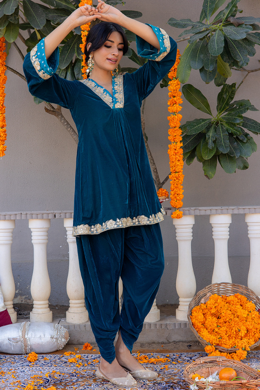 Isha Velvet Set