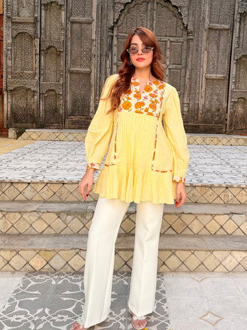 SUNHERI SHORT KURTI