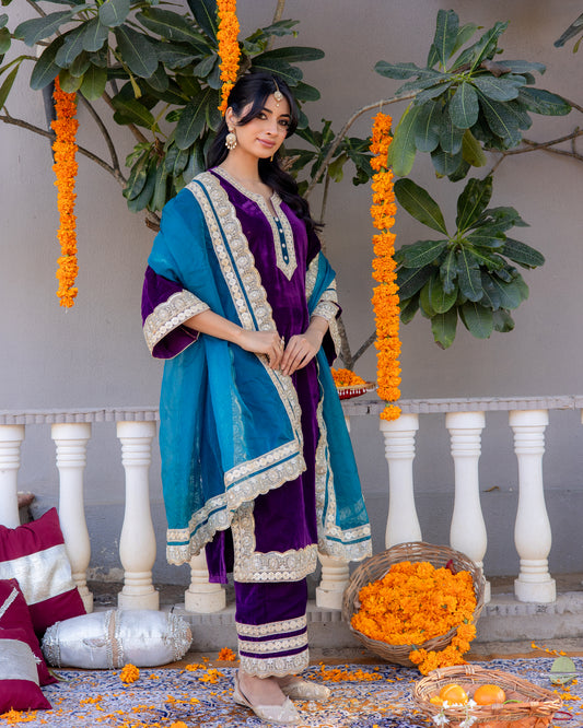 Mehareen velvet suit set